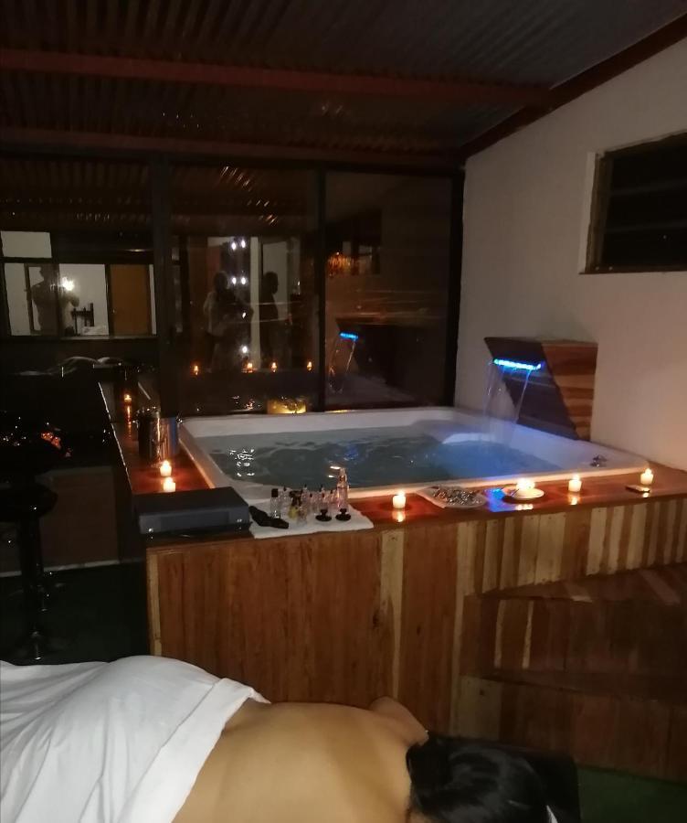 סנטה רוזה דה כבאל Hostal Spa Casa De Piedra Con Jacuzzi מראה חיצוני תמונה